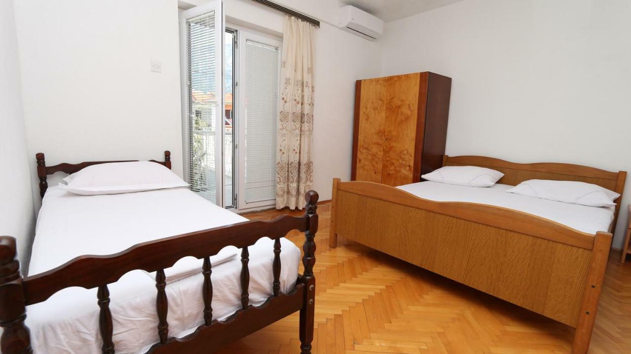 Dinka Guesthouse Макарска Экстерьер фото